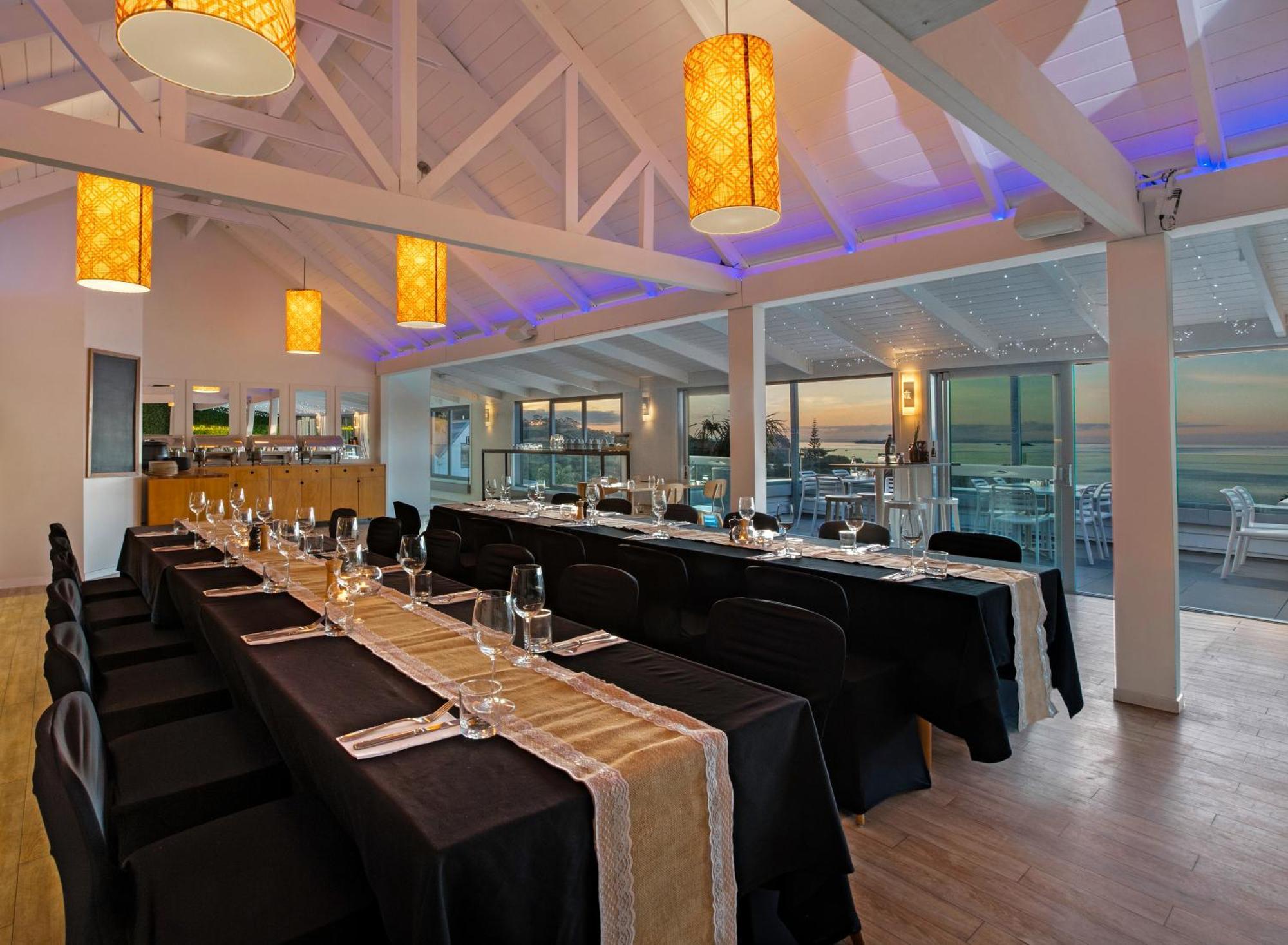 Waiheke Island Resort Conference & Accomodation Centre Ostend 外观 照片